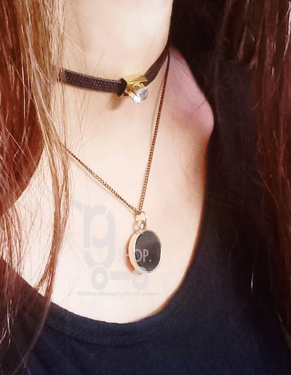 Double layer black pendent nackless