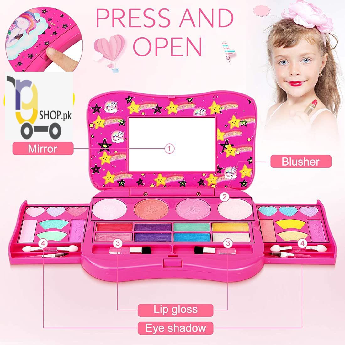Pretty cosmetic set for girls